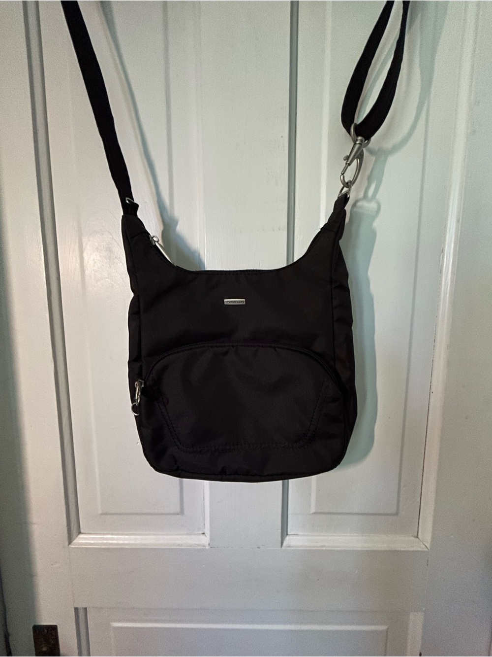 Baggallini Black Crossbody Bag with Front Zip Pocket